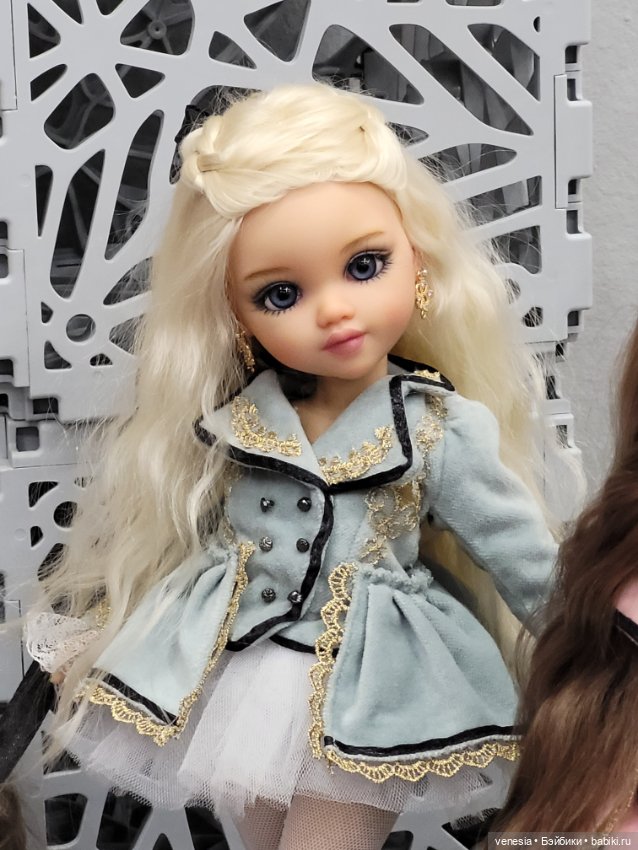 Кукольные лица крупным планом -2. Новогодний бал кукол на Тишинке - 2026