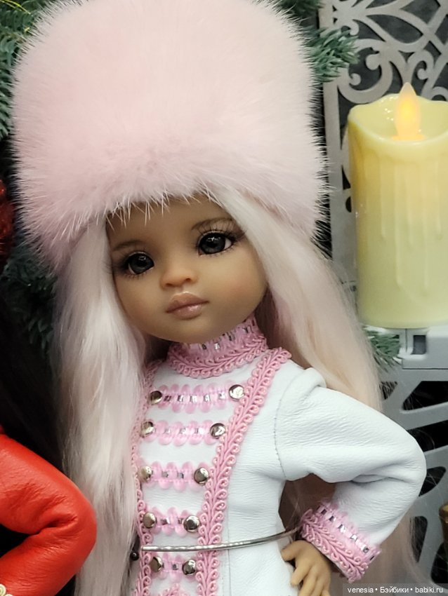 Кукольные лица крупным планом -2. Новогодний бал кукол на Тишинке - 2026