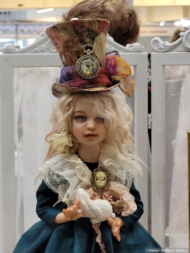 Кукольные лица крупным планом -2. Новогодний бал кукол на Тишинке - 2026