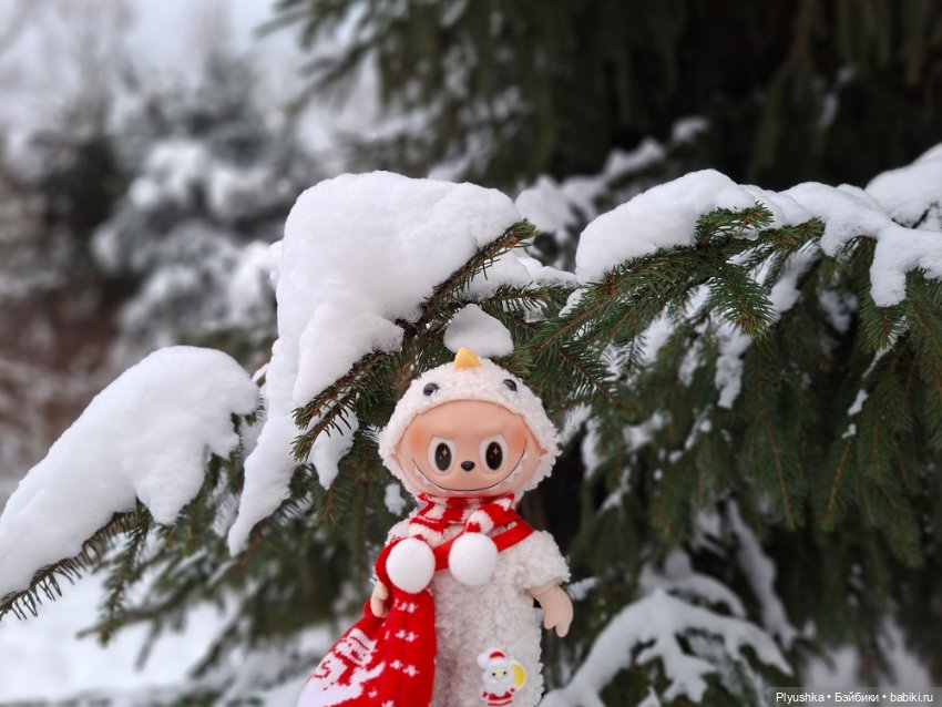 После снегопада — Игрушки Labubu (Лабубу) и The Monsters: Pop Mart