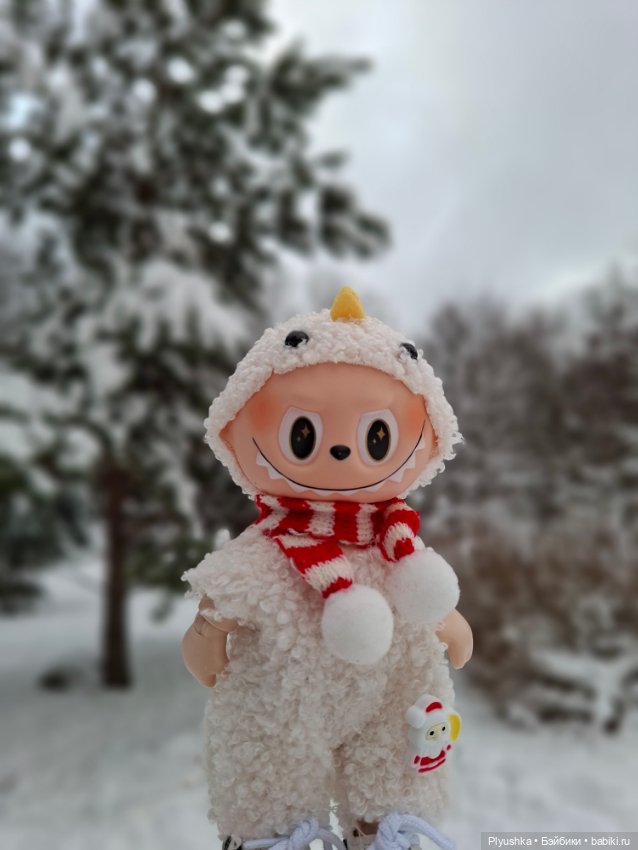 После снегопада — Игрушки Labubu (Лабубу) и The Monsters: Pop Mart