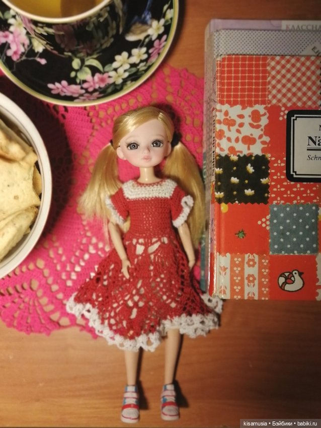 Любимые книги и любимые куклы