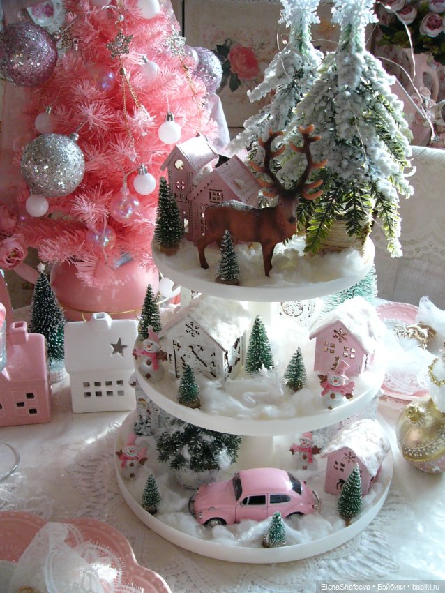 Новогодняя композиция — Новый год и Рождество: праздничные фото кукол (фото 3)