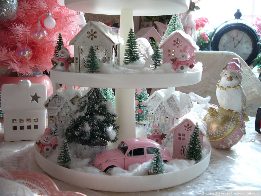 Новогодняя композиция — Новый год и Рождество: праздничные фото кукол (фото 2)