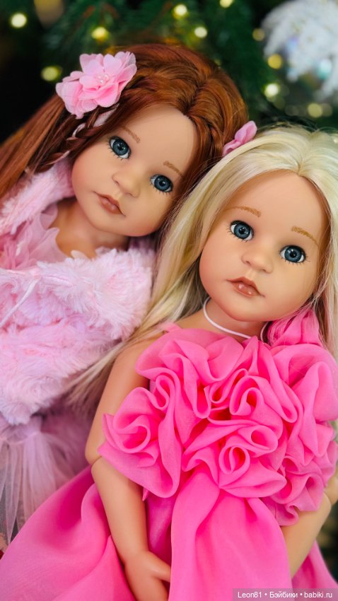 С Новогодними и Рождественскими праздниками всех