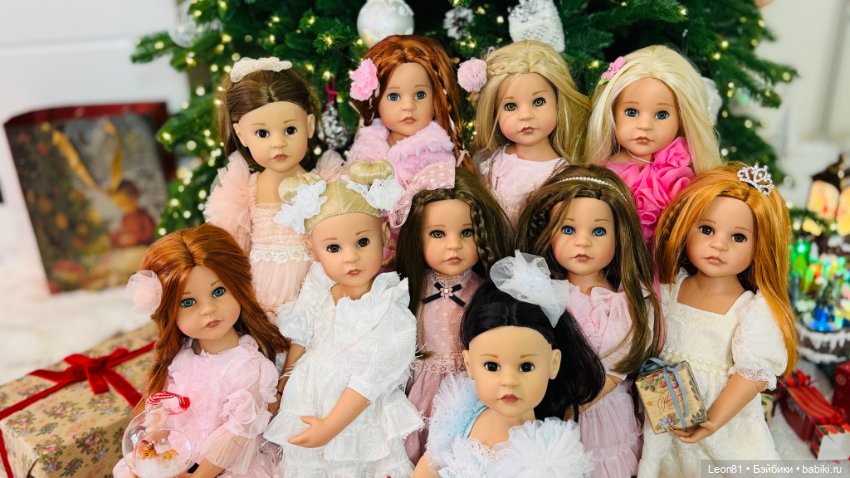 С Новогодними и Рождественскими праздниками всех