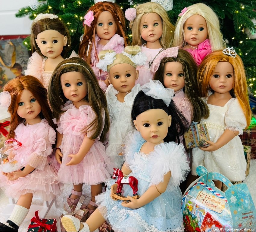 С Новогодними и Рождественскими праздниками всех