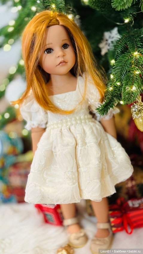 С Новогодними и Рождественскими праздниками всех