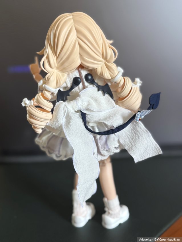 Шейла открывает мой 2026 — Куклы Simontoys и Come4Free (Blind Box): Teennar