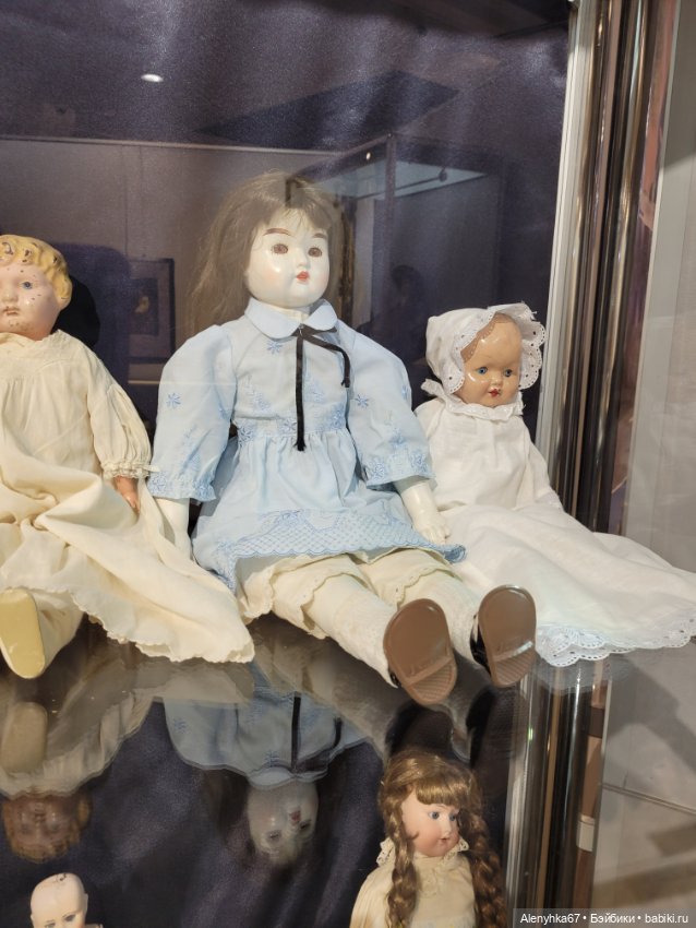 "Путешествие в мир кукол"