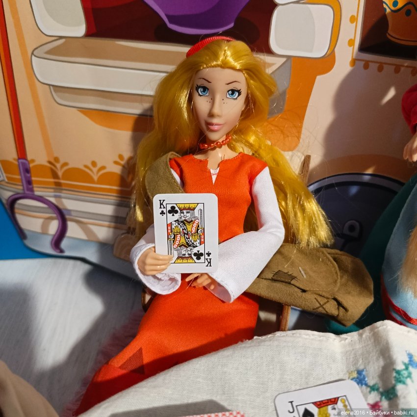 Раз в крещенский вечерок девушки гадали (фото 2)