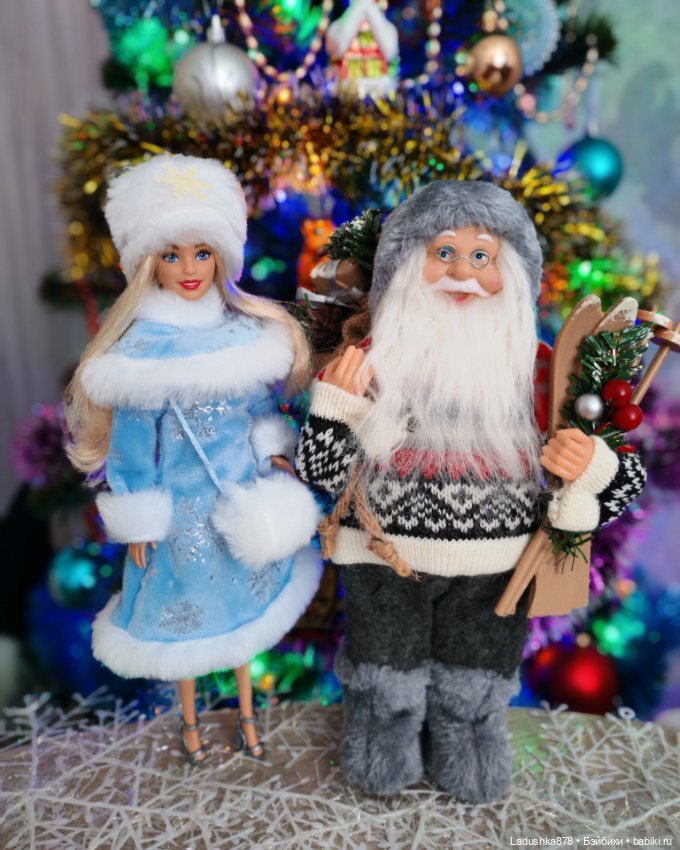 Парад Дедов Морозов и Снегурочек