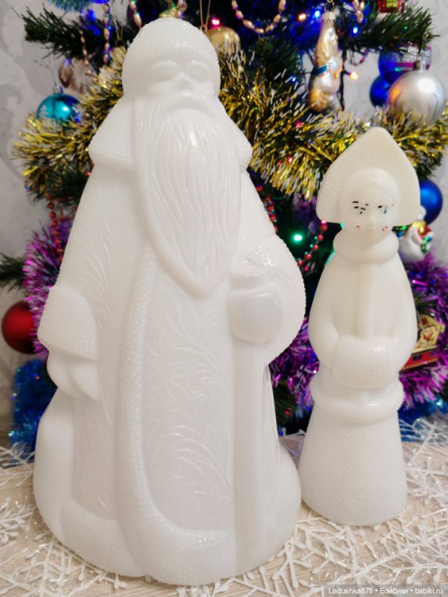 Парад Дедов Морозов и Снегурочек