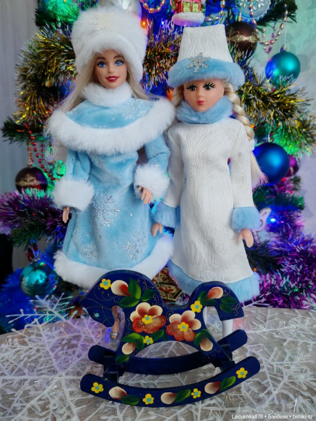 Парад Дедов Морозов и Снегурочек