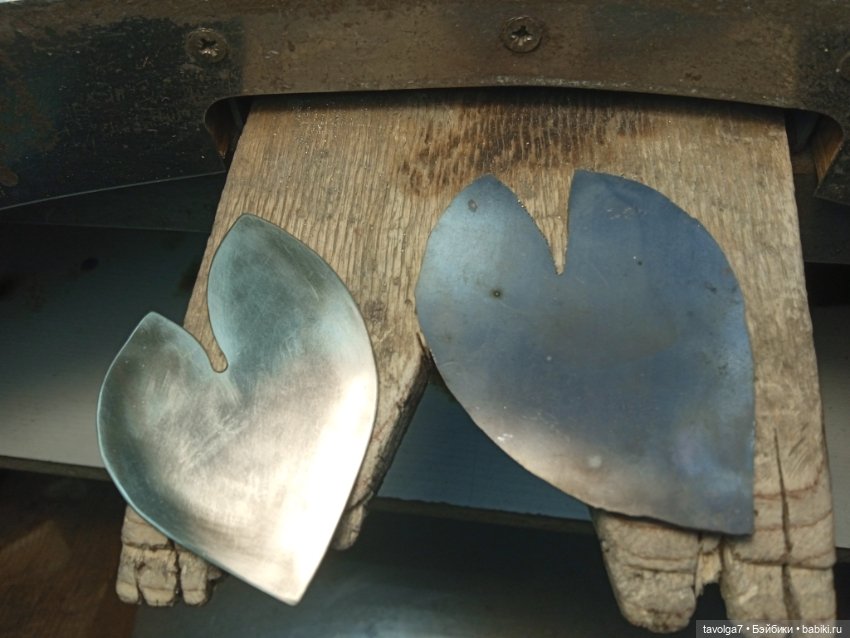 Rainbow High Junior Skyler первая прогулка по Москве