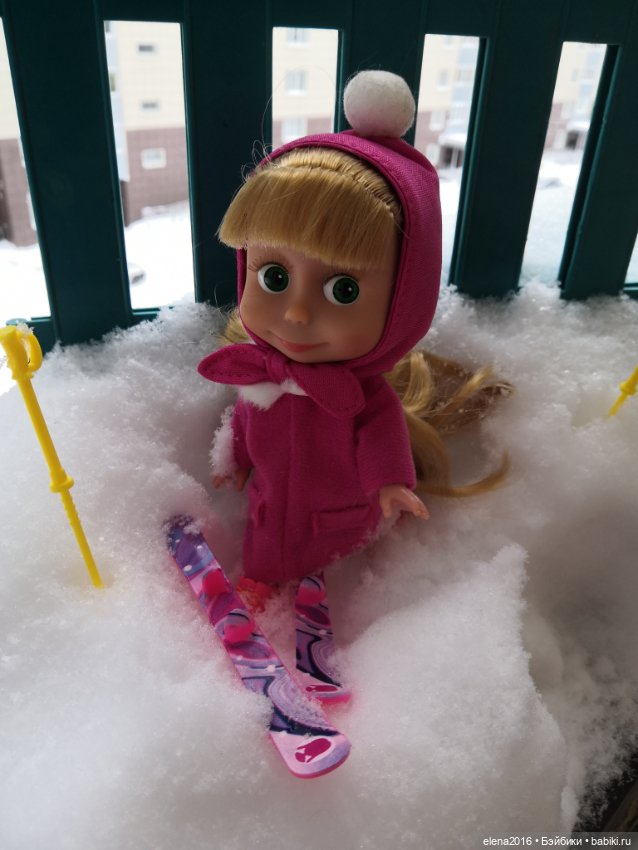 В январе много снега во дворе (фото 5)