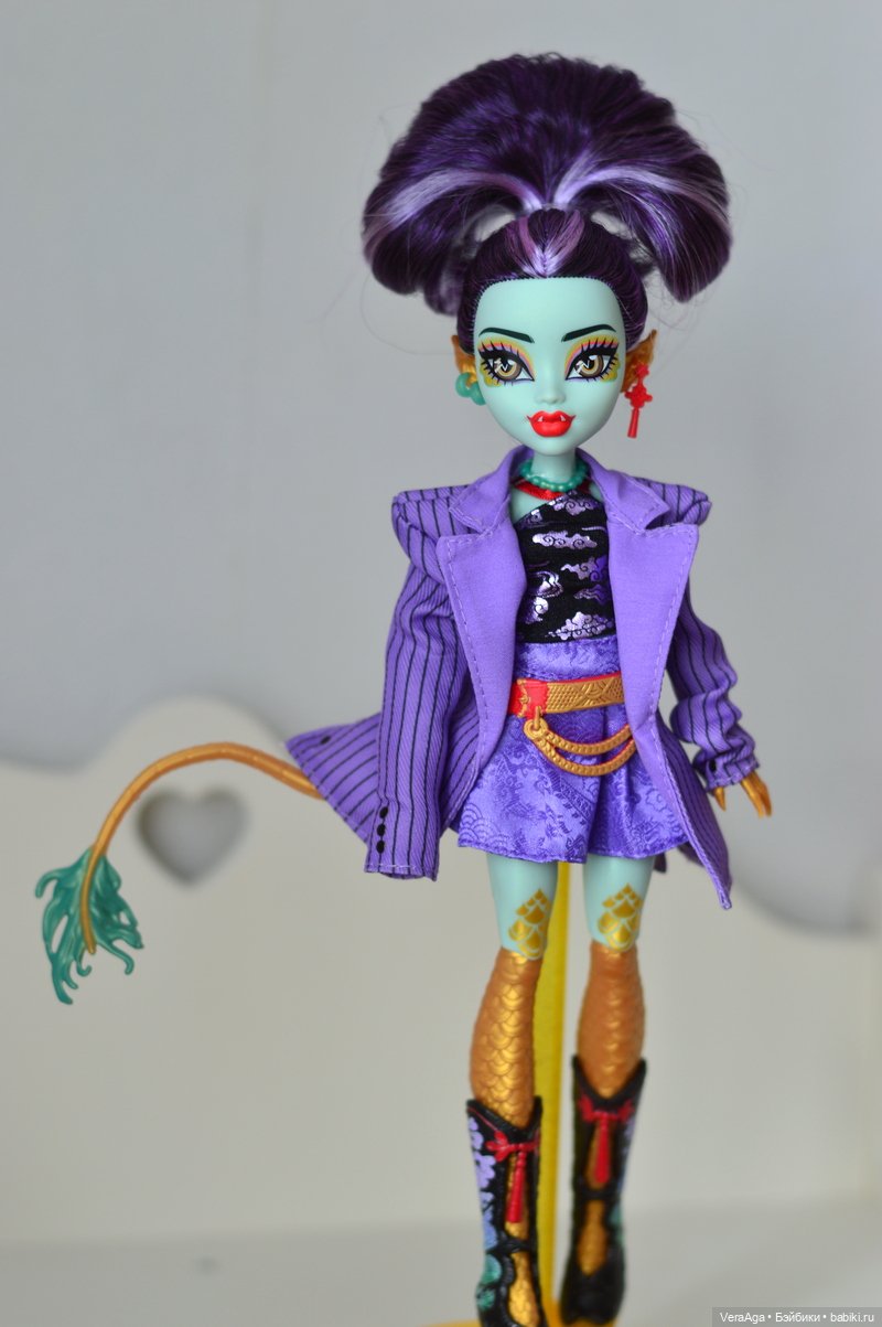 Jinafire Long — Куклы Monster High и Ever After High: G1