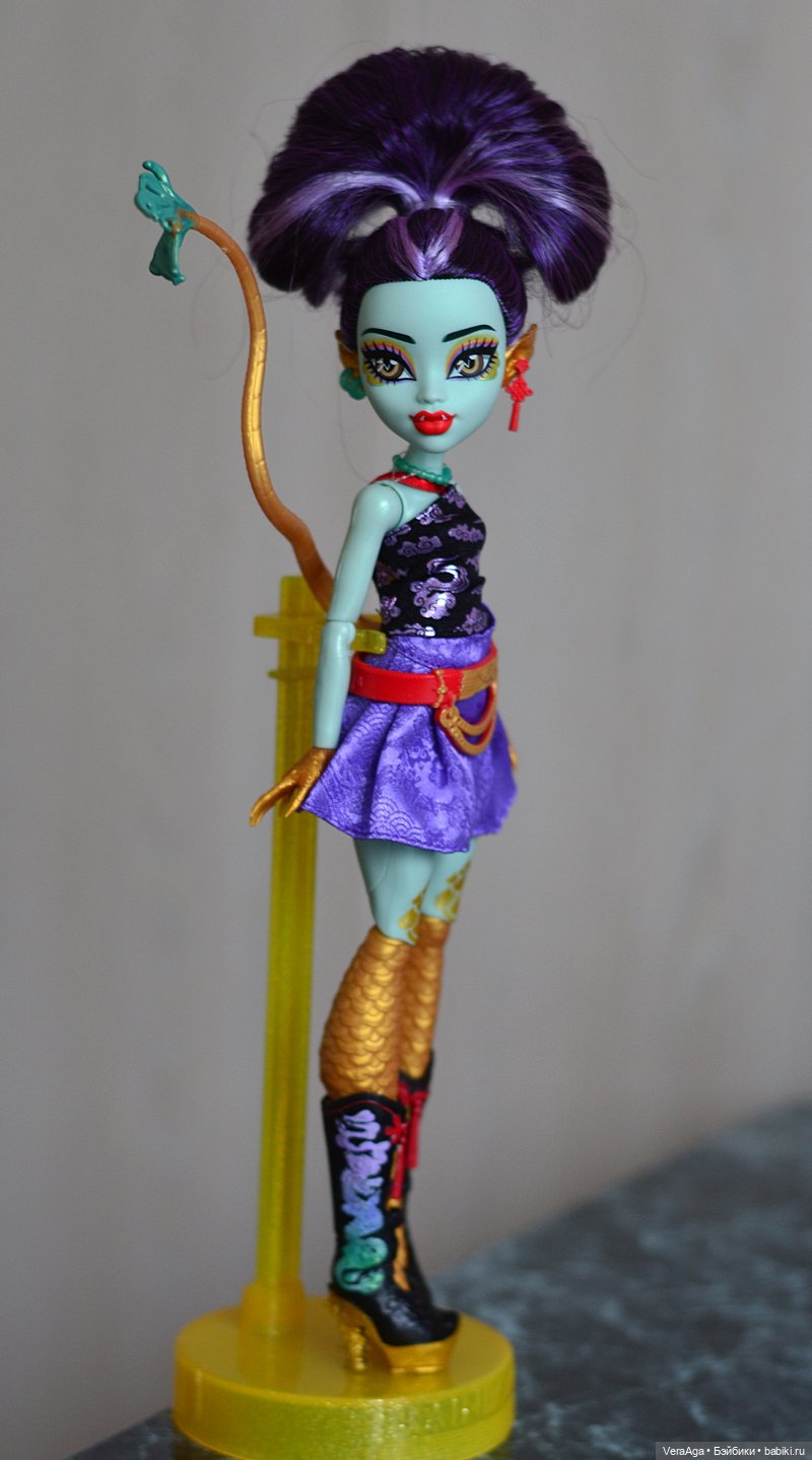 Jinafire Long — Куклы Monster High и Ever After High: G1