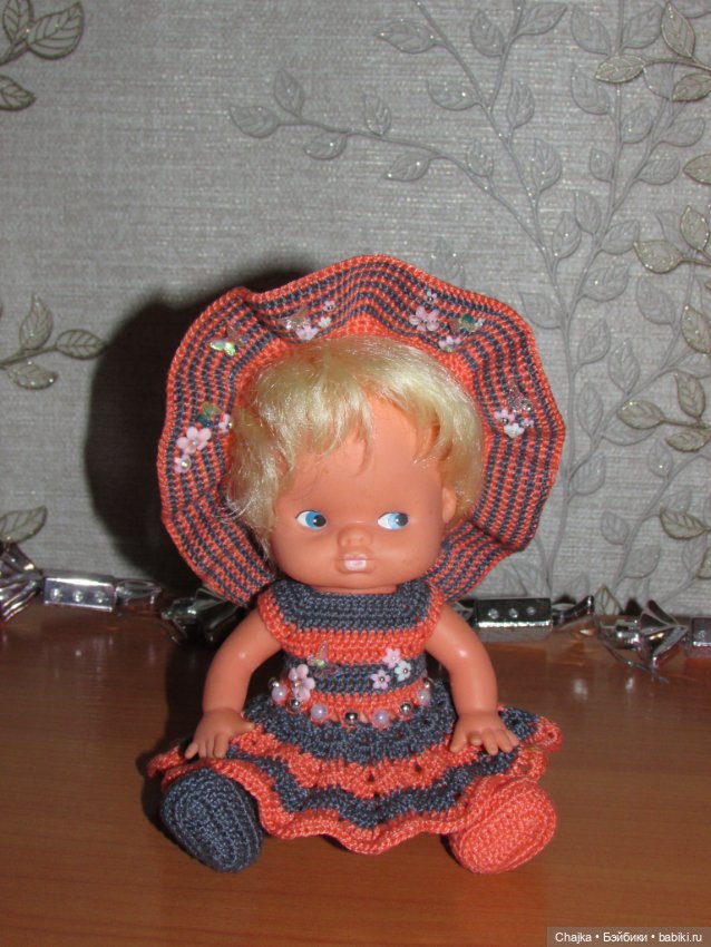 Авторский вязаный наряд\комплект с шляпой "Цветочная Фея-1" на кукол ГДР Кисс Ми \ Kiss Me (фото 10)