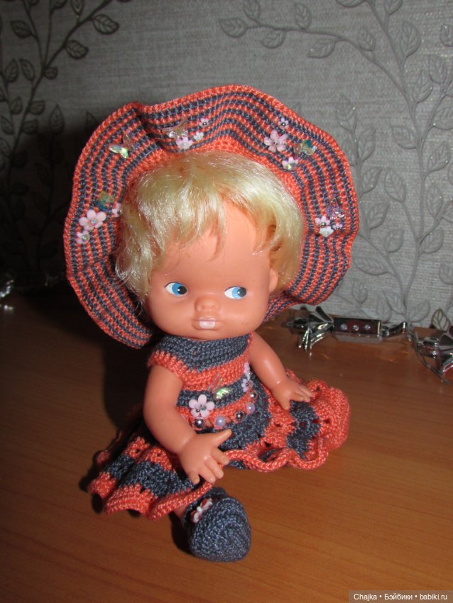 Авторский вязаный наряд\комплект с шляпой "Цветочная Фея-1" на кукол ГДР Кисс Ми \ Kiss Me (фото 9)