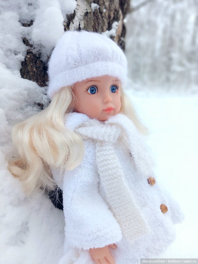 Зимний лес и маленькая Лиза