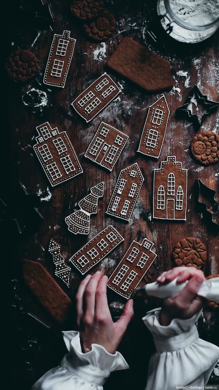 Новогодние десерты и снежная тема