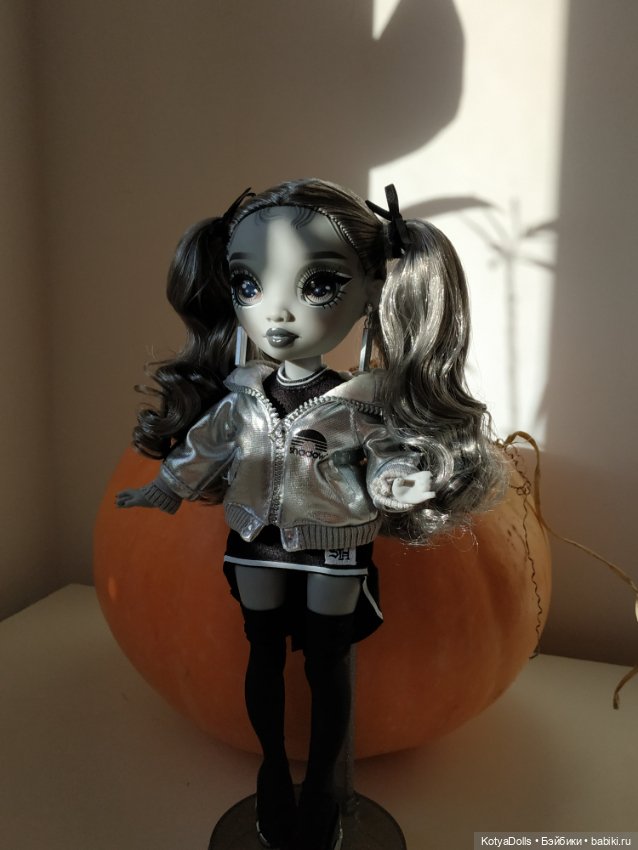 Shadow High Николь и Зои Электра (фото 9)