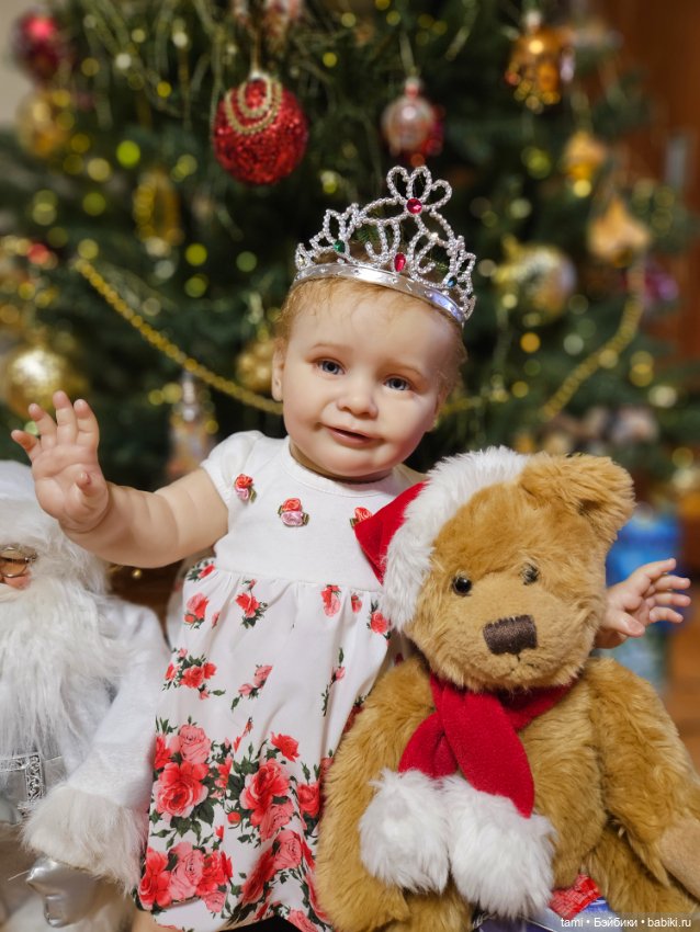 Зоечка у елочки — Куклы Реборн (Reborn): домашние фото