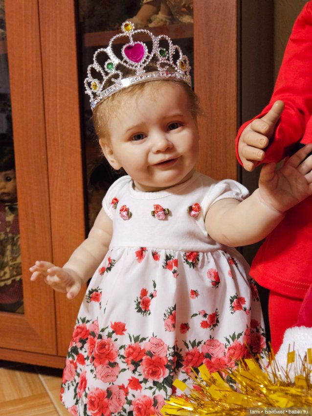 Зоечка у елочки — Куклы Реборн (Reborn): домашние фото