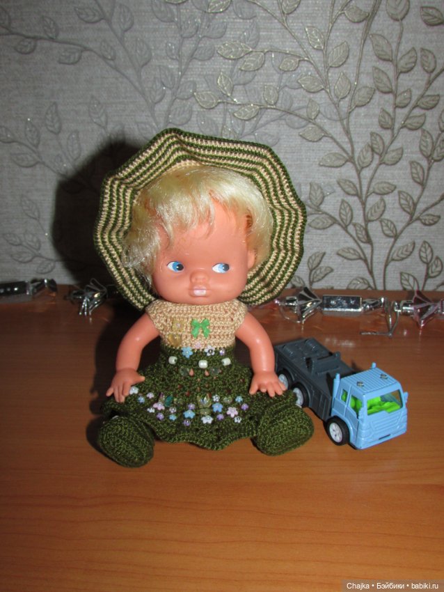 Авторский вязаный наряд\комплект с шляпой "Цветочная Фея-2" на кукол ГДР Кисс Ми \ Kiss Me