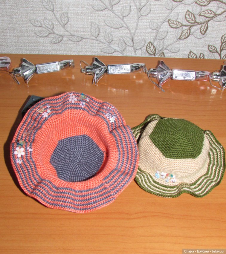 Авторский вязаный наряд\комплект с шляпой "Цветочная Фея-2" на кукол ГДР Кисс Ми \ Kiss Me