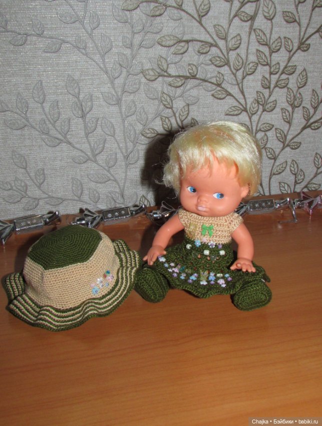 Авторский вязаный наряд\комплект с шляпой "Цветочная Фея-2" на кукол ГДР Кисс Ми \ Kiss Me