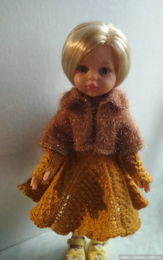 Со старым Новым Годом или новогодний наряд для куклы Клаудии Паола Рейна, Paola Reina (фото 10)