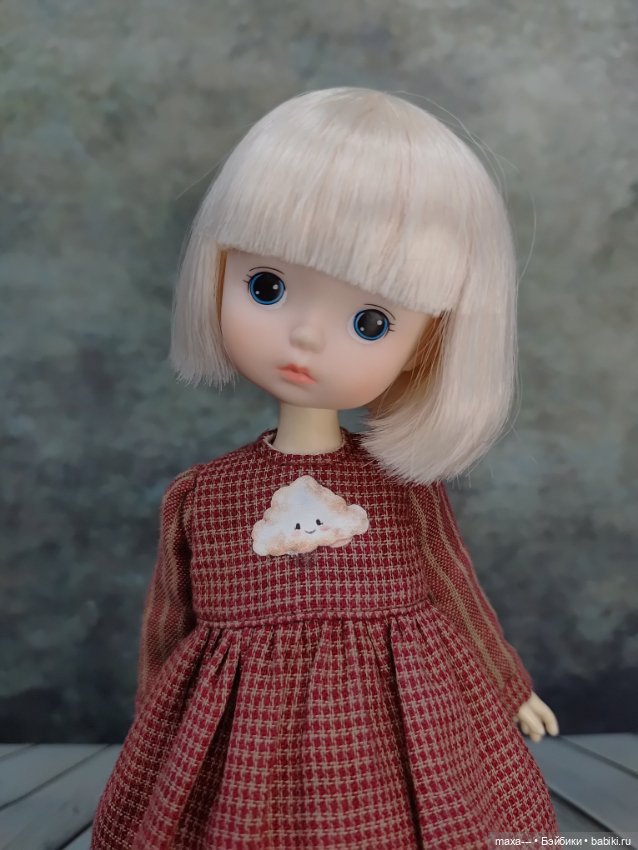 Примерка обновки — Азиатские виниловые куклы (разное): Китай (фото 3)