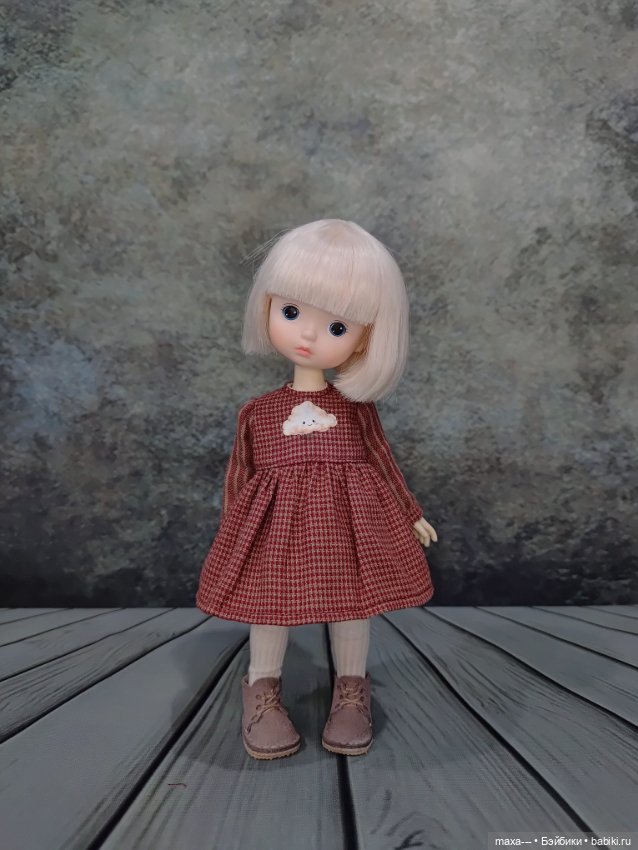 Примерка обновки — Азиатские виниловые куклы (разное): Китай