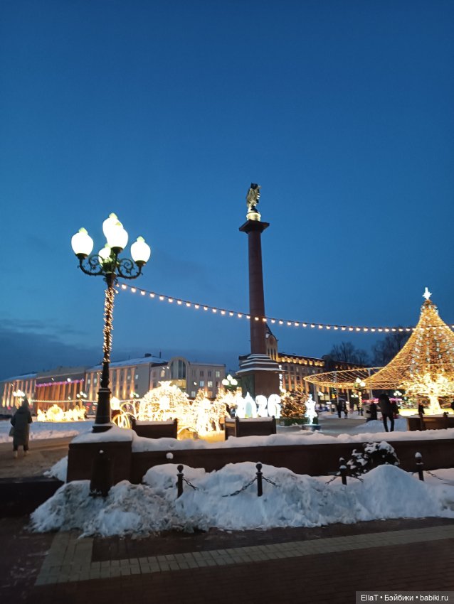 Под ёлочкой🎄 — Куклы Barbie (Барби): Looks