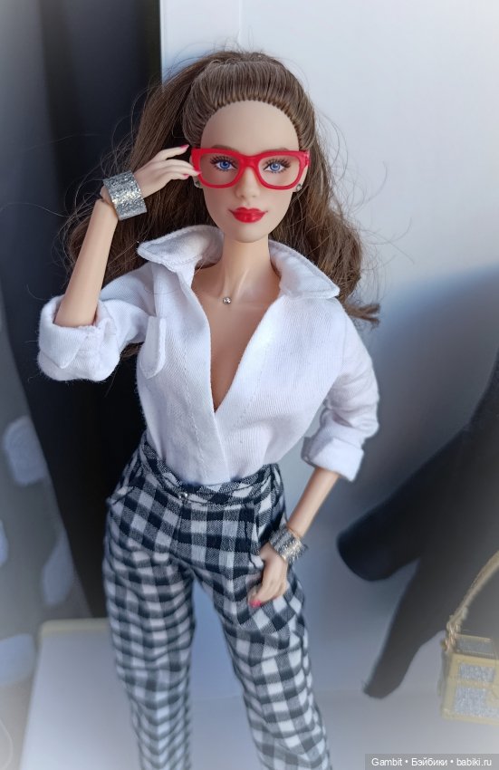 Ванесса офисный планктон или же элегантность:) (фото 6)