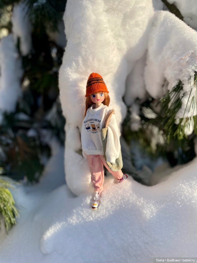 Чудесный зимний день — Куклы Strawberry Planet: Redberry (фото 7)
