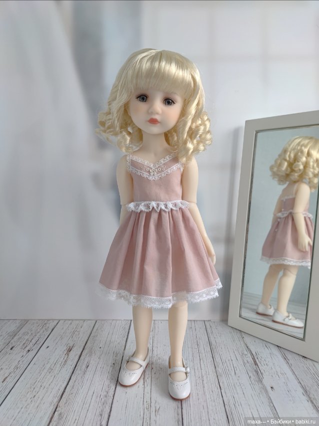 Молли и большая примерка — Куклы Ruby Red (Руби Ред) Fashion Friends: Siblies