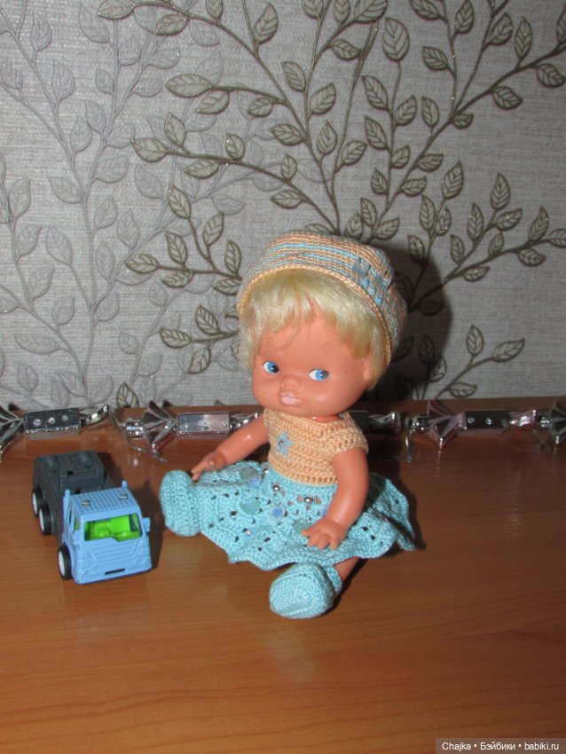 Авторский вязаный наряд\комплект с шапочкой "Цветочная Фея-3" на кукол ГДР Кисс Ми \ Kiss Me
