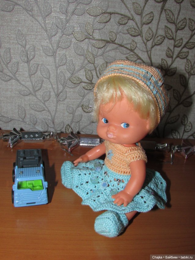 Авторский вязаный наряд\комплект с шапочкой "Цветочная Фея-3" на кукол ГДР Кисс Ми \ Kiss Me (фото 3)