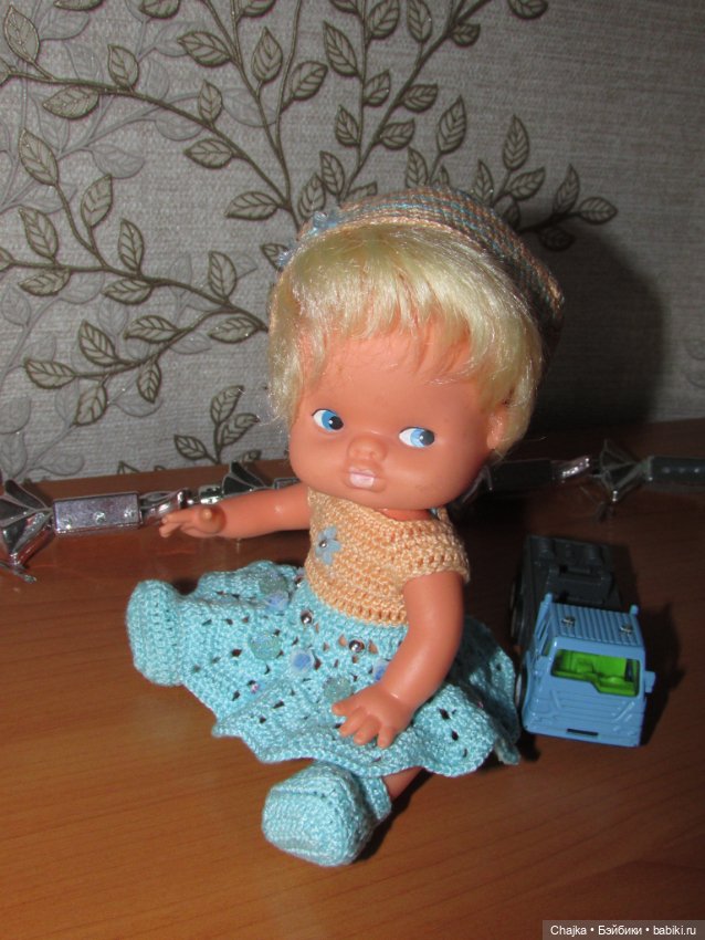 Авторский вязаный наряд\комплект с шапочкой "Цветочная Фея-3" на кукол ГДР Кисс Ми \ Kiss Me