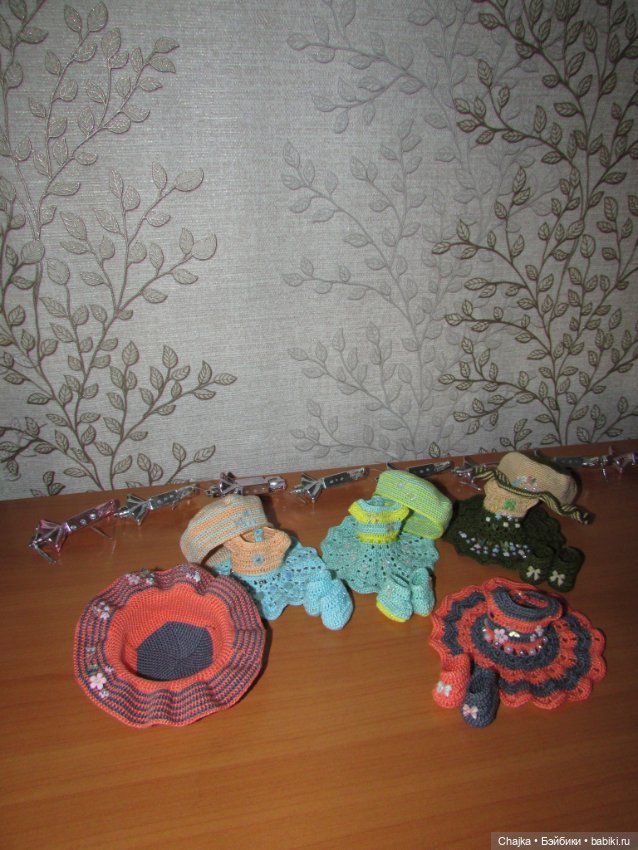 Авторский вязаный наряд\комплект с шапочкой "Цветочная Фея-3" на кукол ГДР Кисс Ми \ Kiss Me