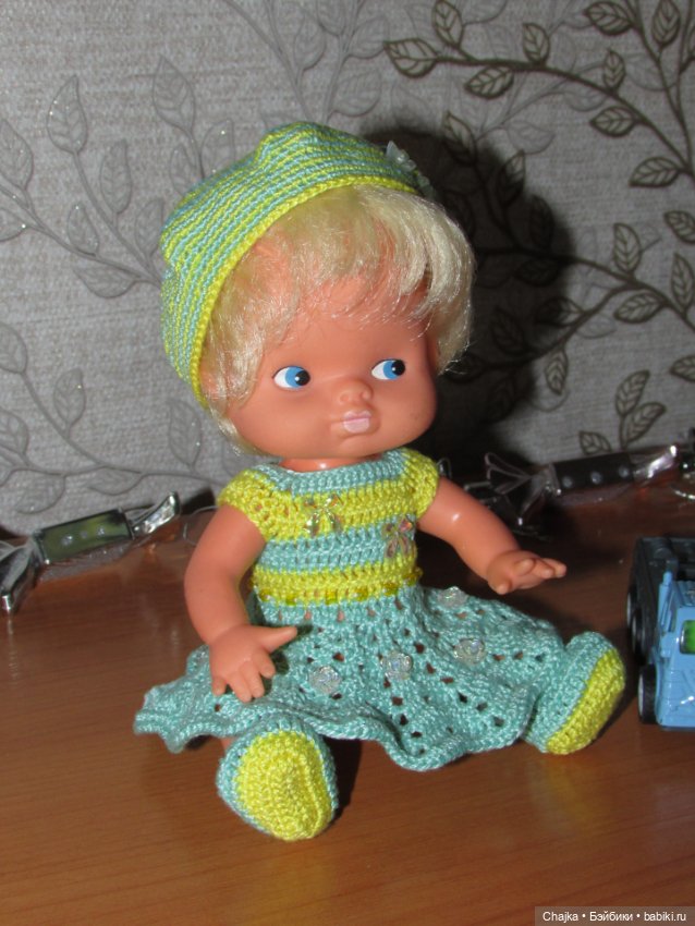 Авторский вязаный наряд\комплект с шапочкой "Цветочная Фея-4" на кукол ГДР Кисс Ми \ Kiss Me (фото 5)