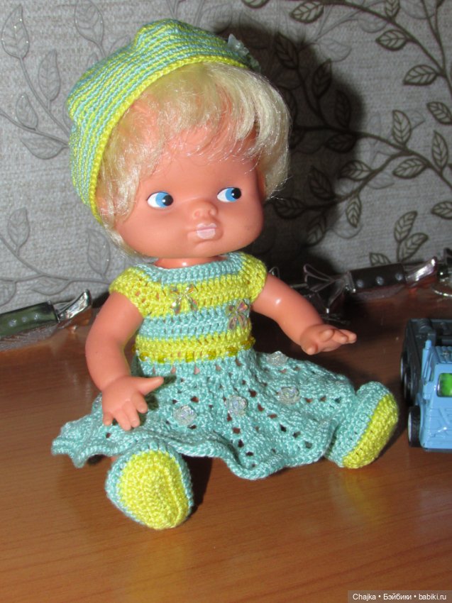 Авторский вязаный наряд\комплект с шапочкой "Цветочная Фея-4" на кукол ГДР Кисс Ми \ Kiss Me