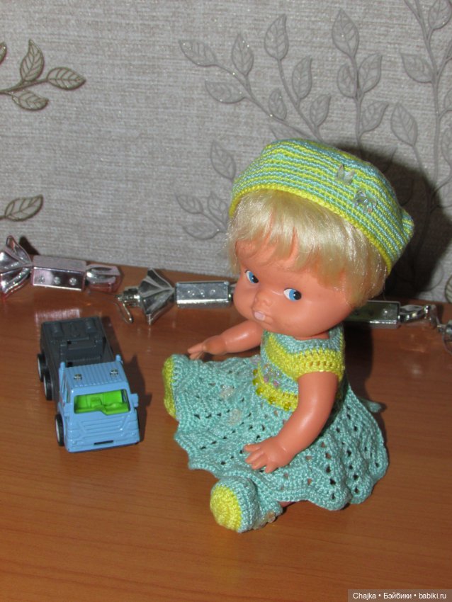 Авторский вязаный наряд\комплект с шапочкой "Цветочная Фея-4" на кукол ГДР Кисс Ми \ Kiss Me