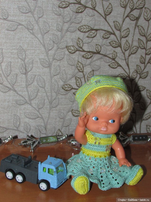 Авторский вязаный наряд\комплект с шапочкой "Цветочная Фея-4" на кукол ГДР Кисс Ми \ Kiss Me