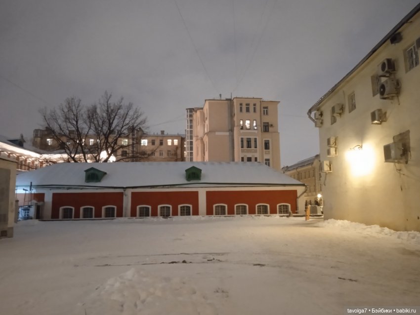 Rainbow High Junior Skyler мастерская и Замоскворечье