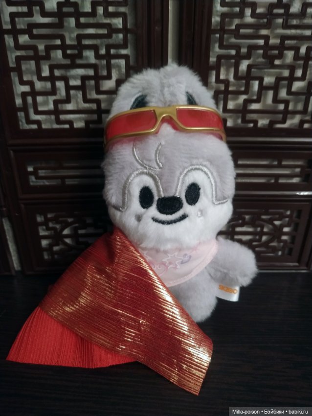 Один волк хорошо, а два волка лучше)