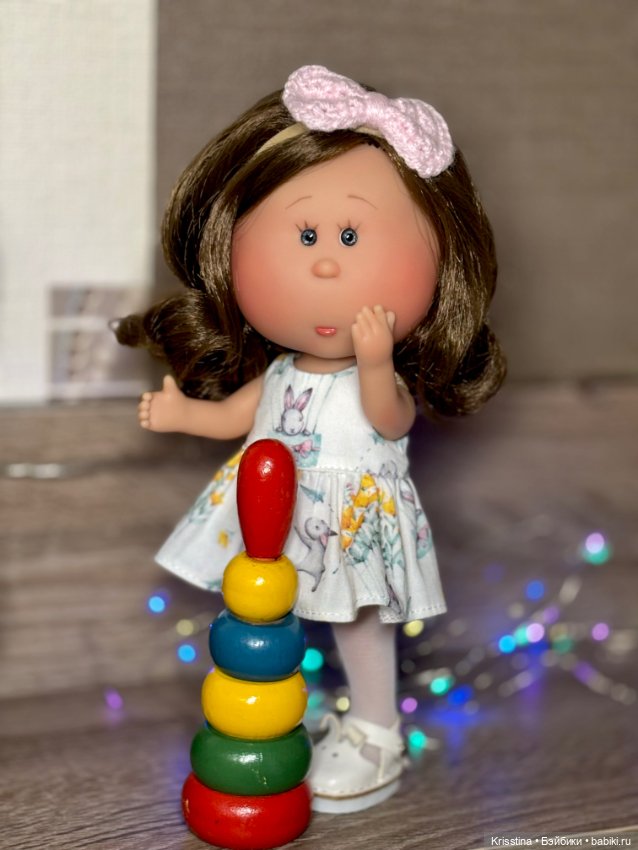 Девочка и кот… — Куклы Nines d'Onil (Нинес): Миа (Mia) (фото 5)